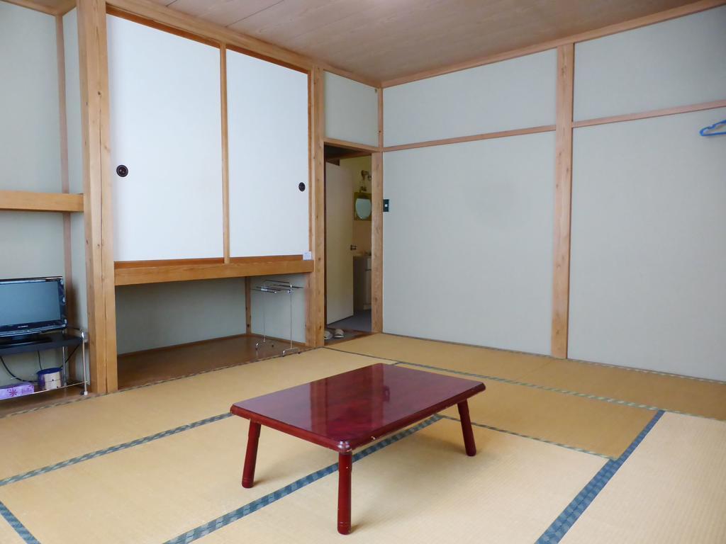 Kagura House Ξενοδοχείο Yuzawa  Εξωτερικό φωτογραφία